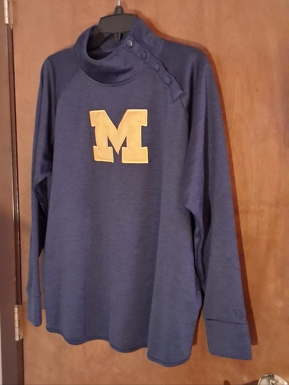 Colosseum Michigan Wolverines Women’s XL Navy Blue Mock Neck Pullover Sweatshirt